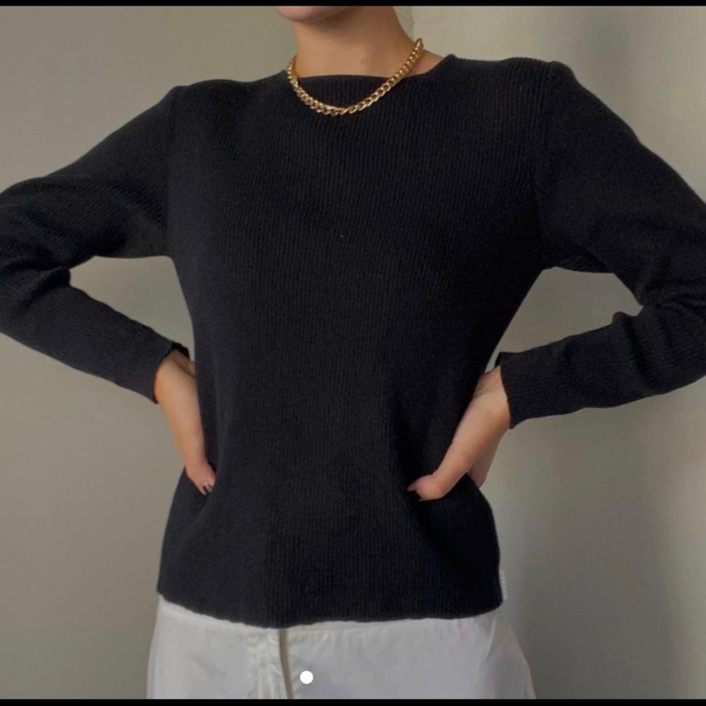 black ribbed long sleeve shirt